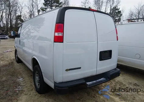 2022 Chevrolet Express Cargo Rwd 2500 Regular Wheelbase Wt z USA, uszkodzony, nr VIN 1GCWGAFP6N1258993